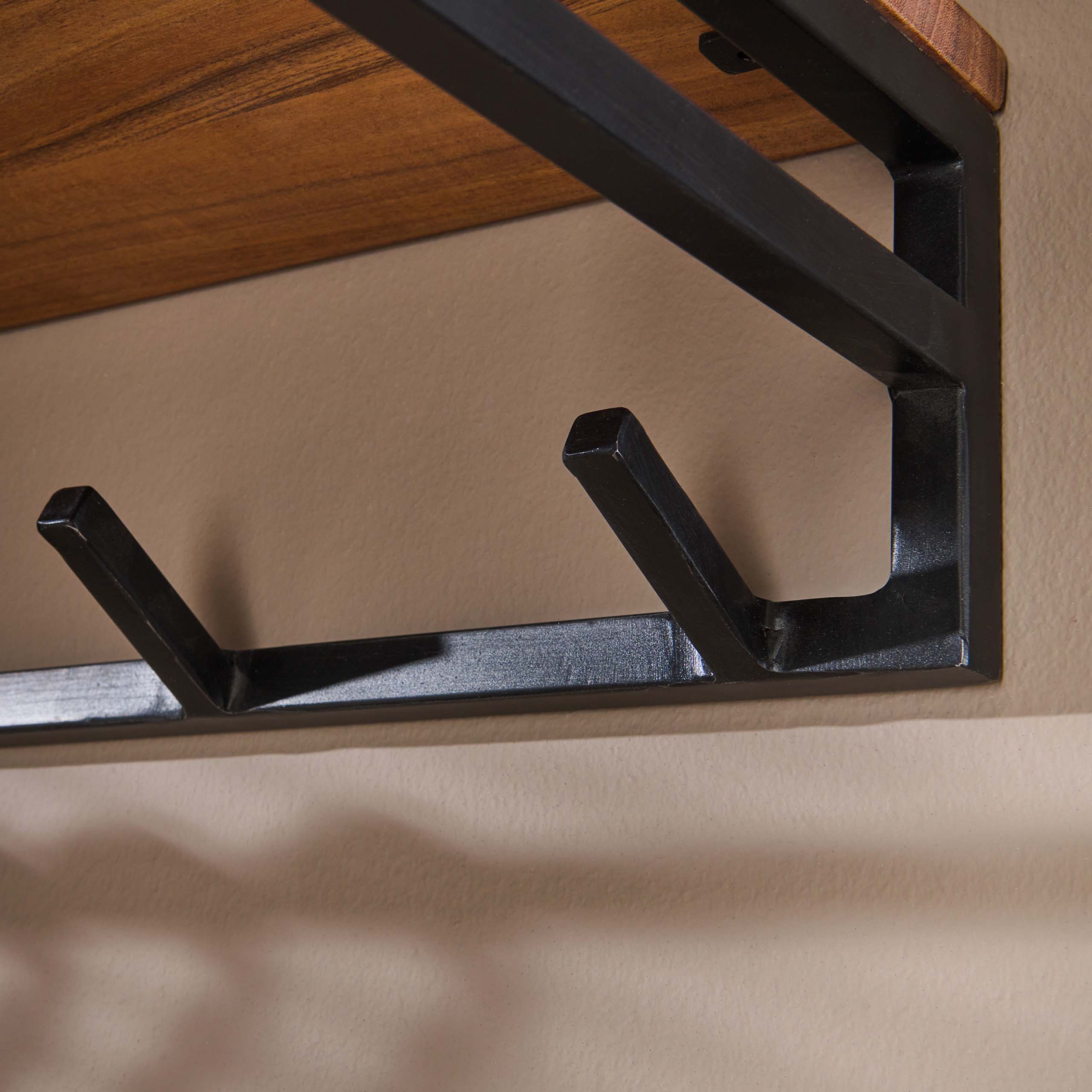 Appendiabiti su misura con mensola per cappelli a 6 ganci / Acacia massiccia naturale