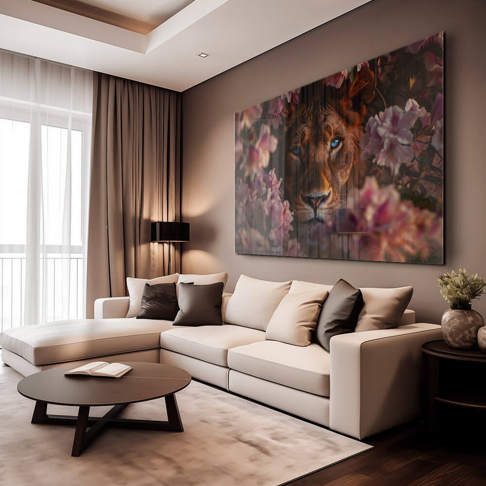 Lion in Flowers II – Vetro