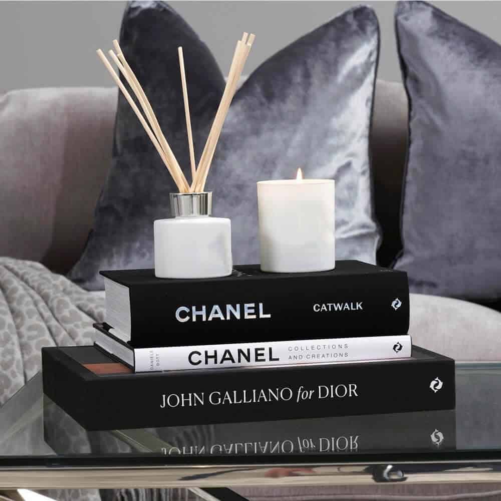 Sfilata di Chanel - Libro di moda