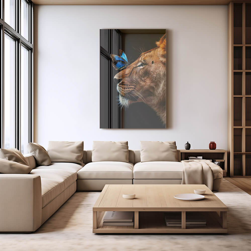 Butterfly Lioness – Vetro
