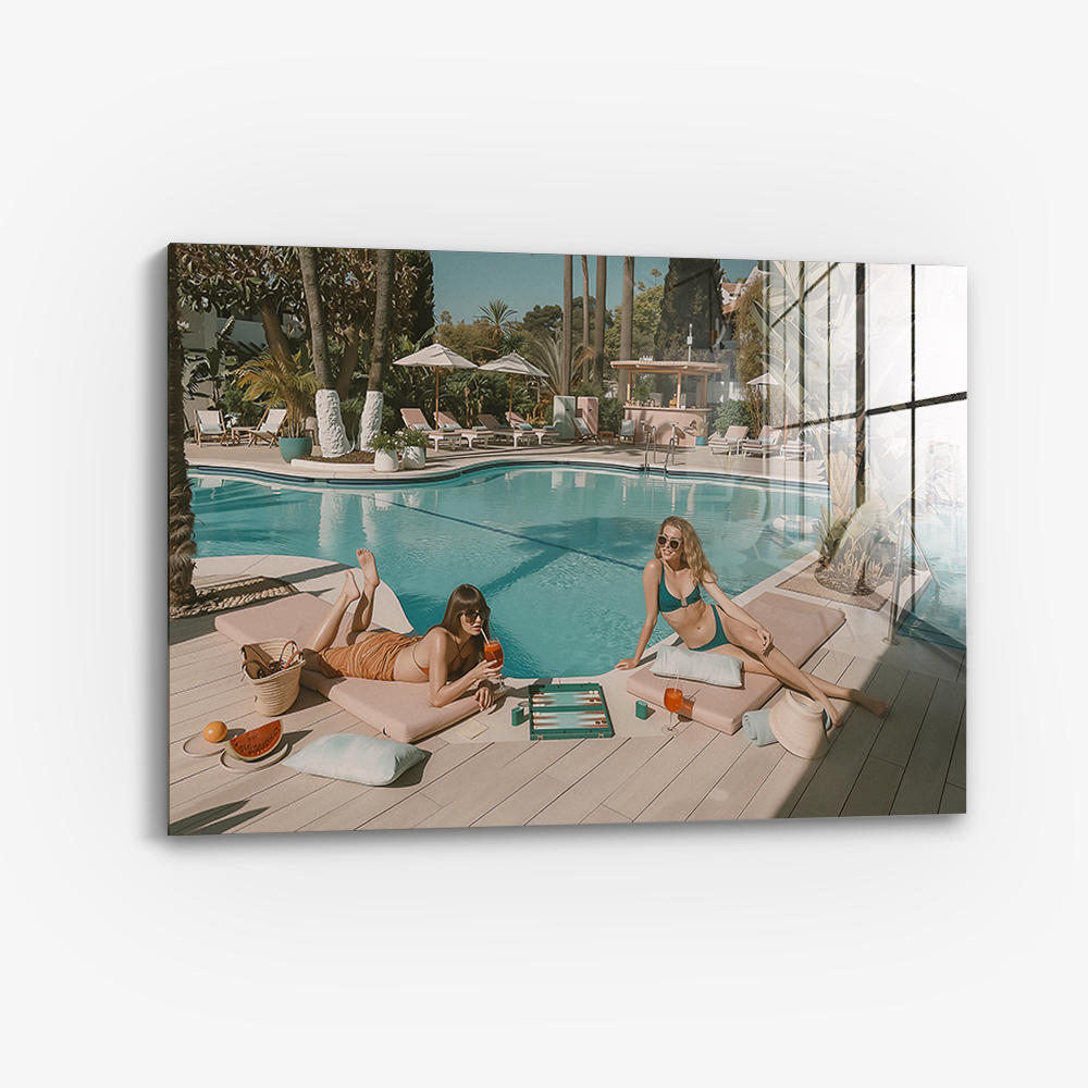 By the pool - Vetro
