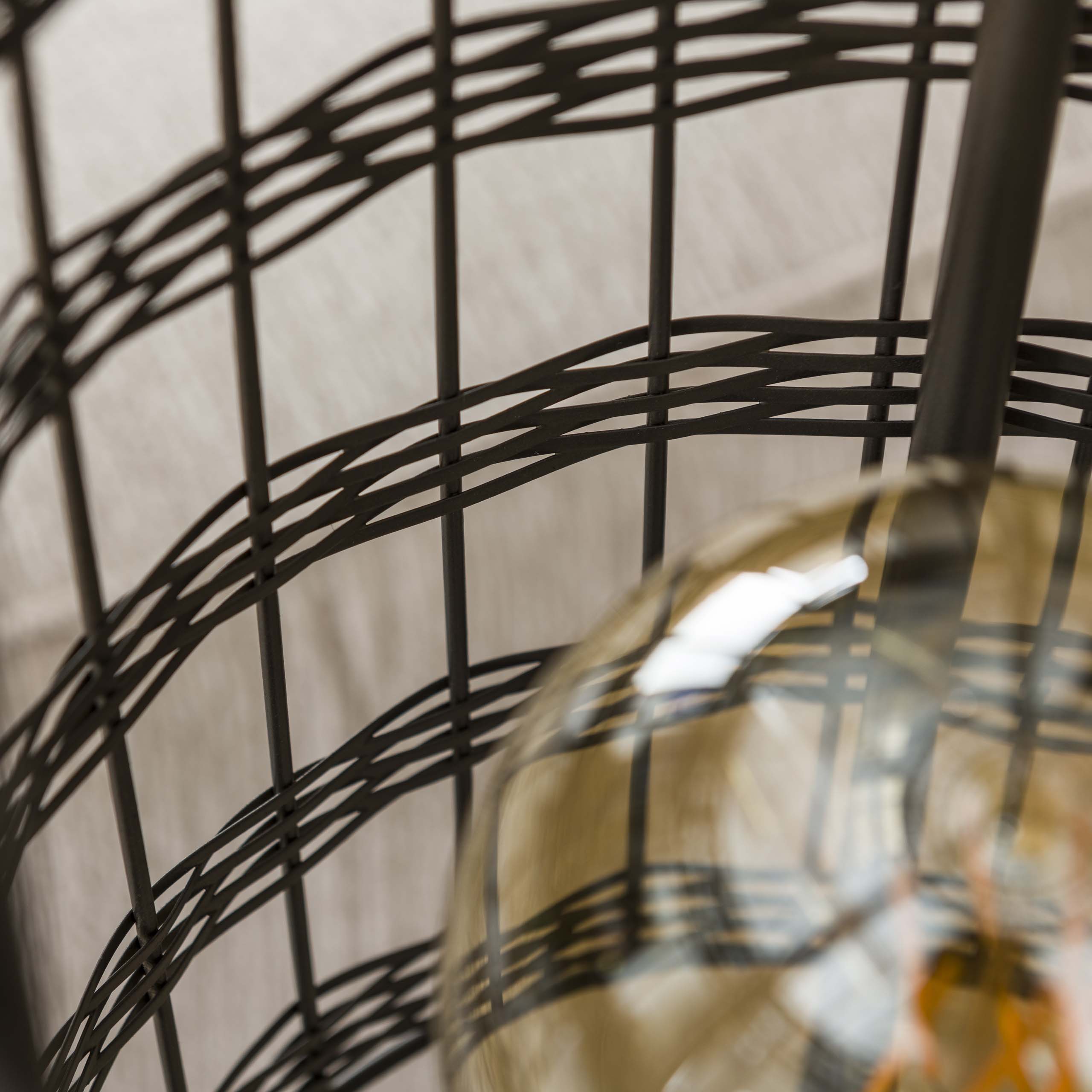 Lampada da terra 2L con persiane in metallo / Nichel nero