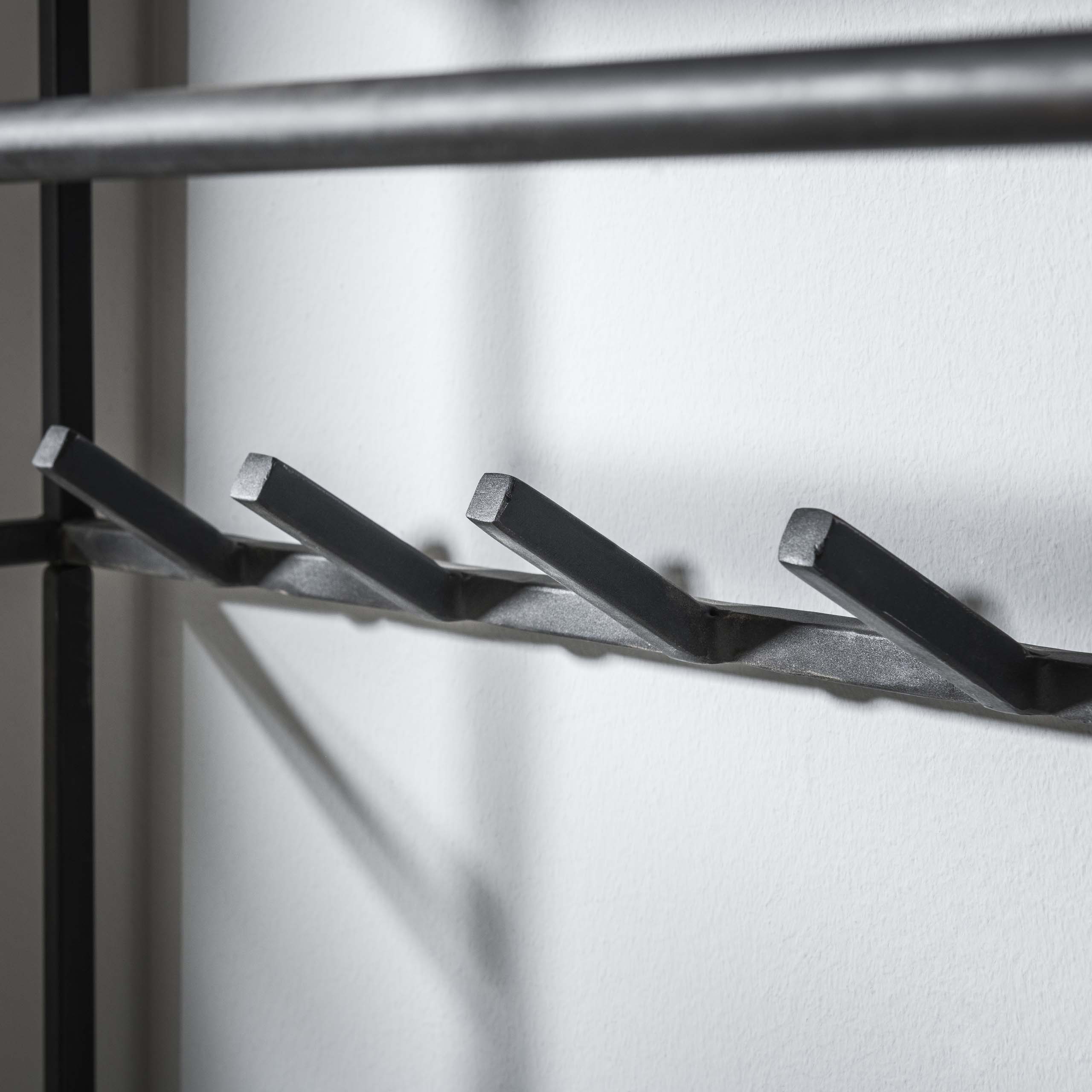 Wardrobe furniture 2L blend / Robust hardwood