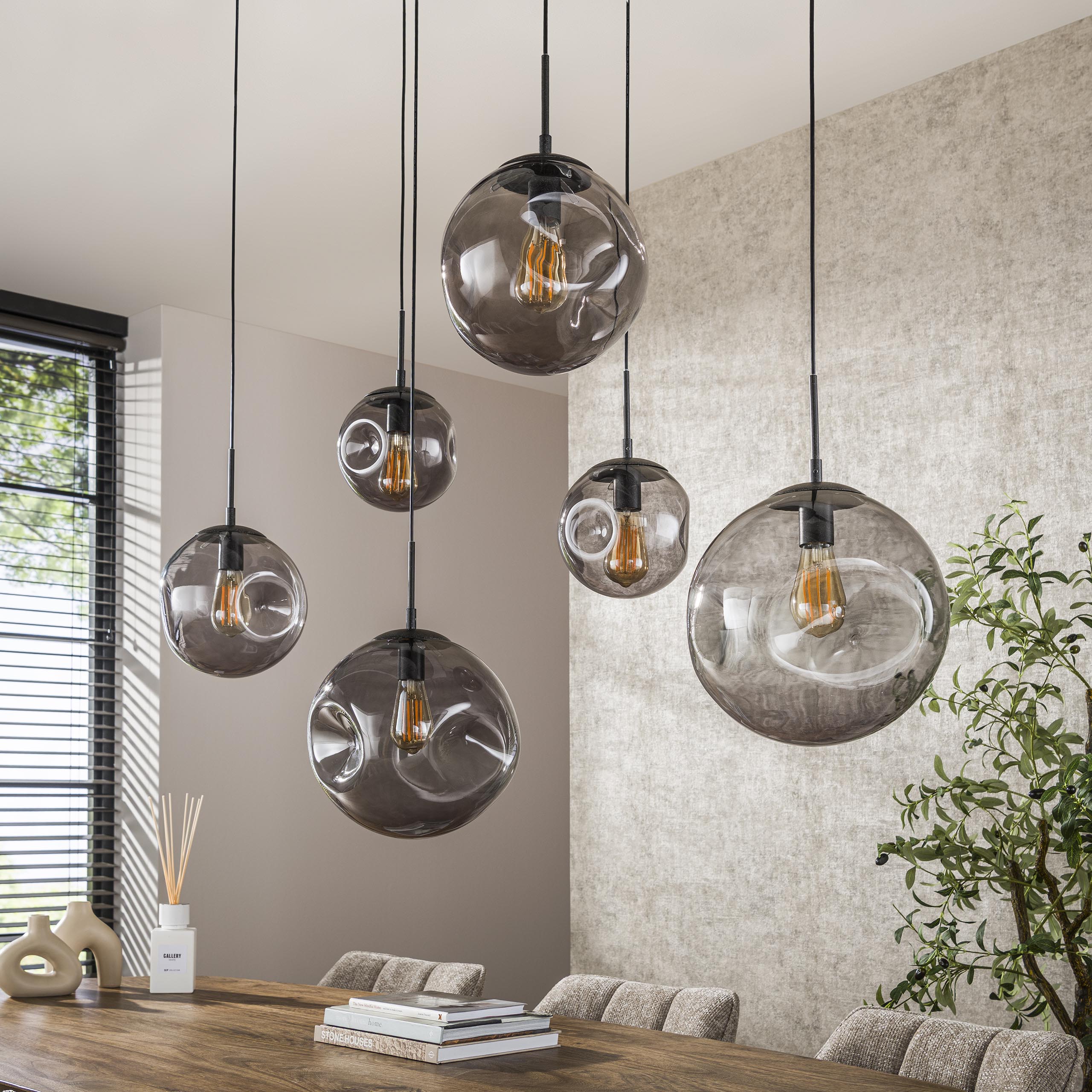 Lampada a sospensione Stellar Black a 6 luci - Nero artico
