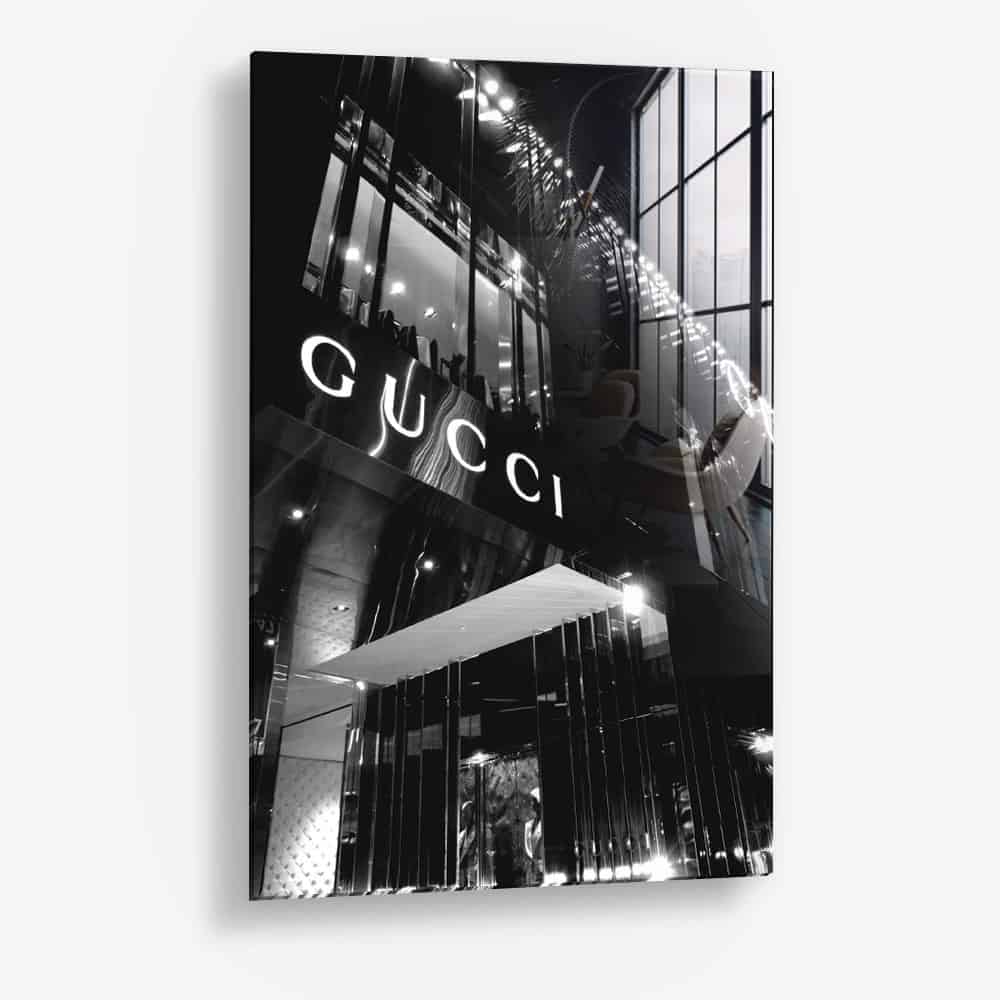 Shopping at Night – Vetro