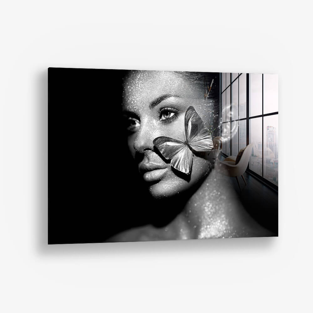 Butterfly Woman – Vetro