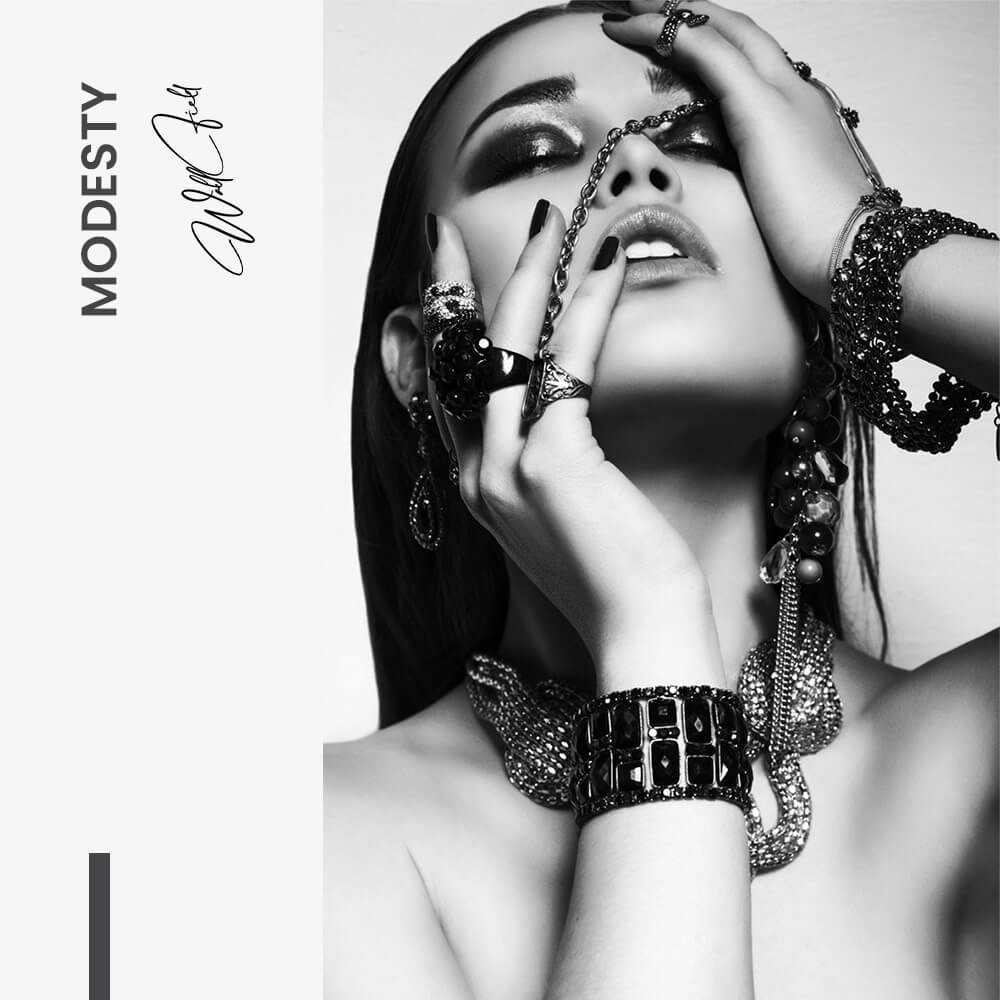 Modesty – Vetro