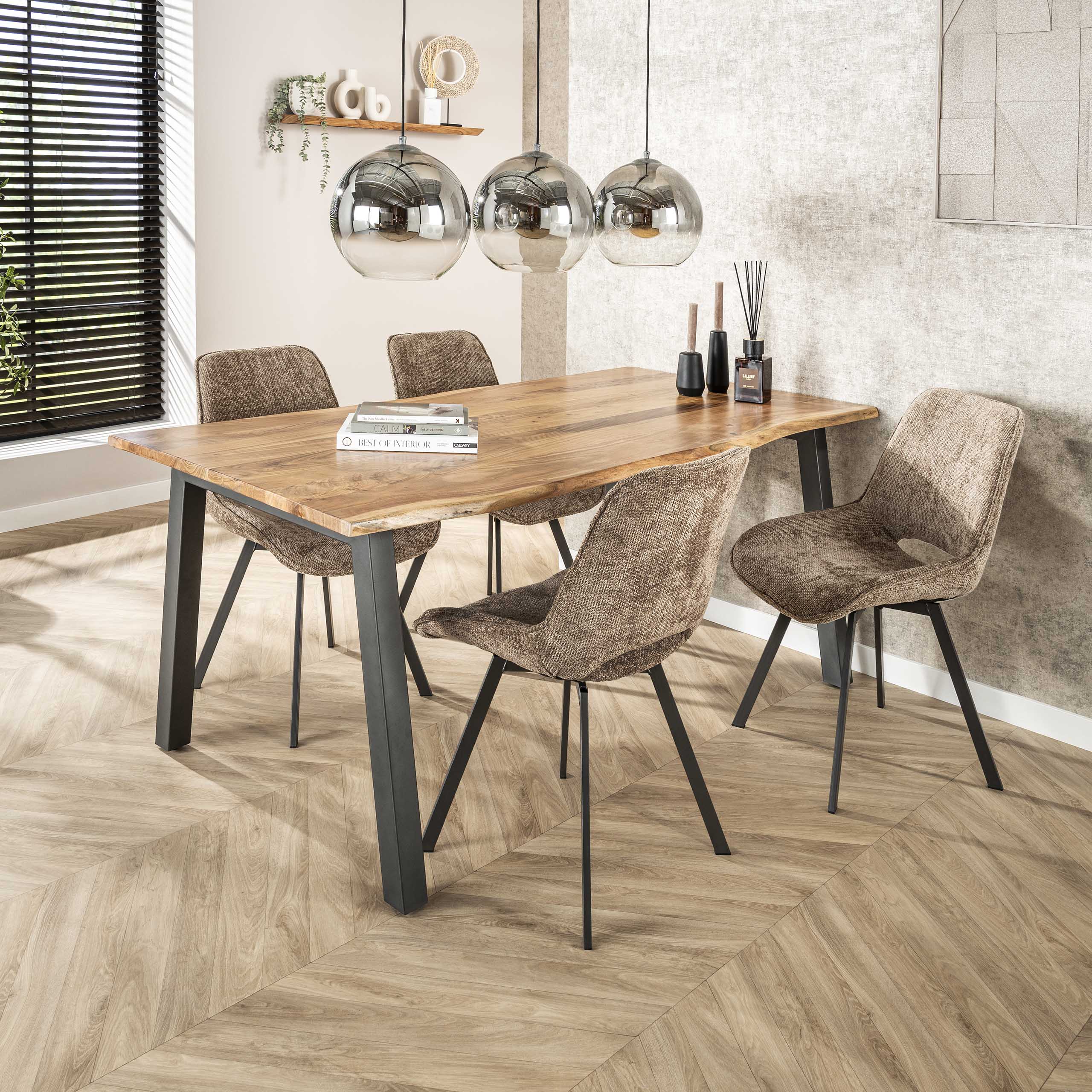 Tavolo da pranzo 180 bordo 25 mm / Acacia massiccia naturale