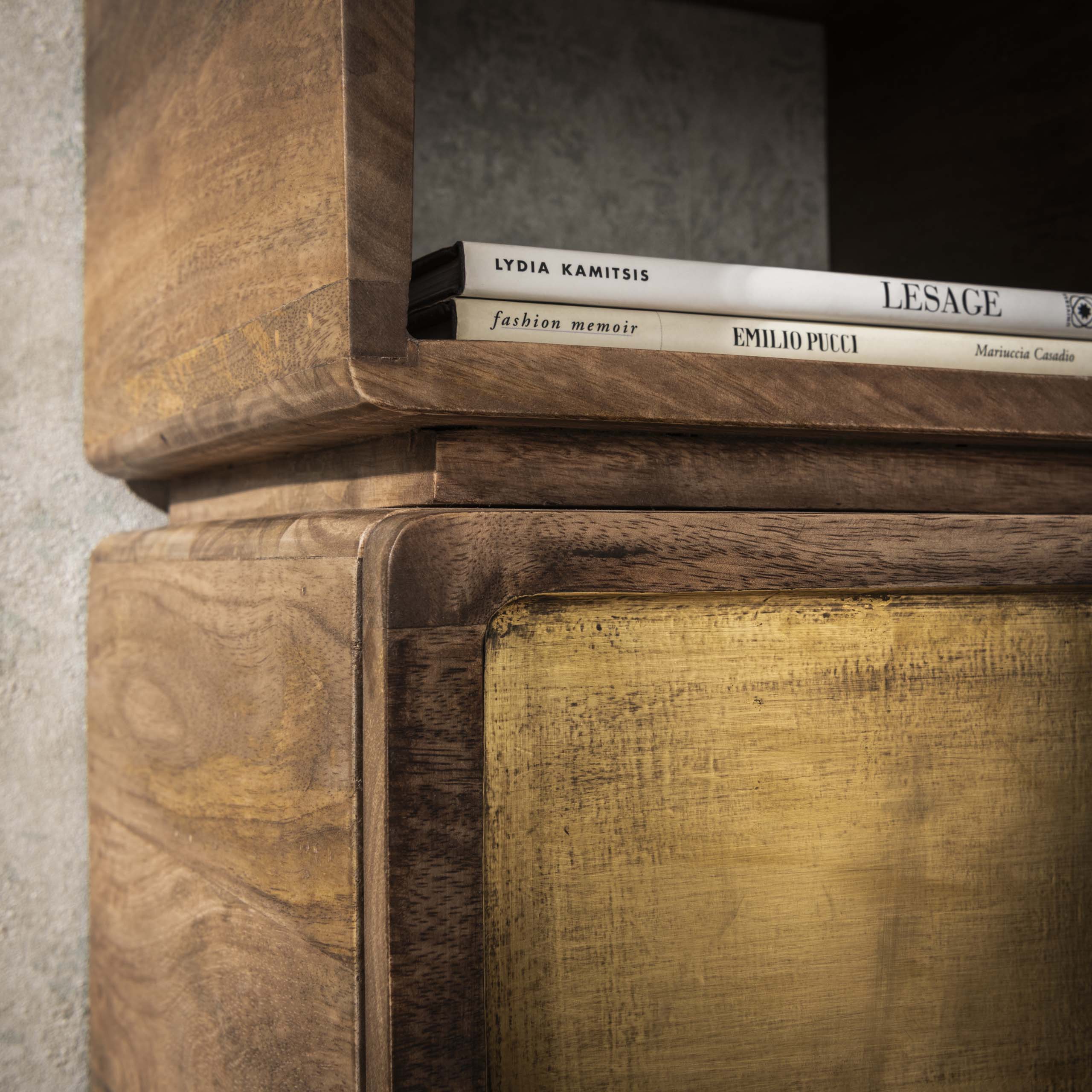 Bedside table Brass XS floating - 1 drawer - Solid mango sand