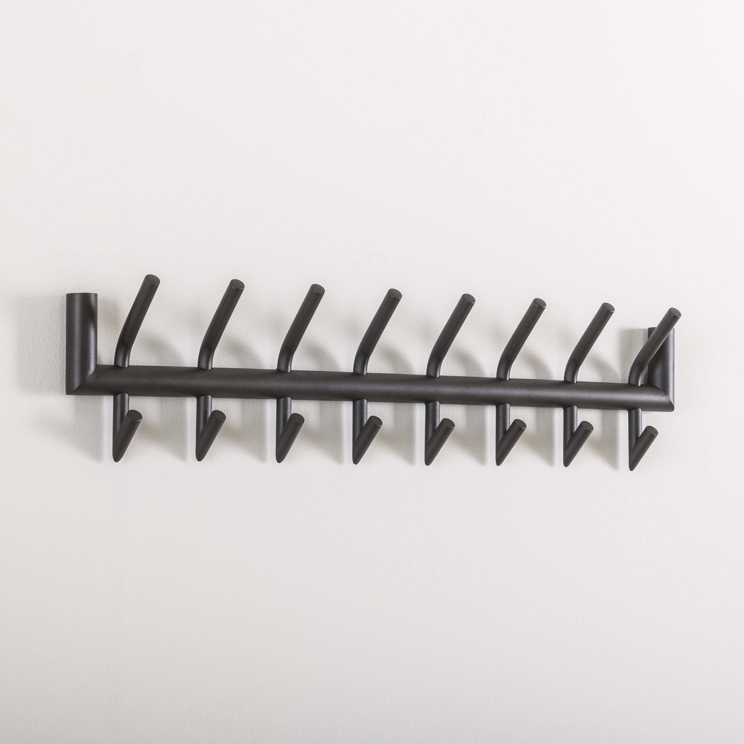 Wardrobe 2x8 angled round shower / Dark gray Matt