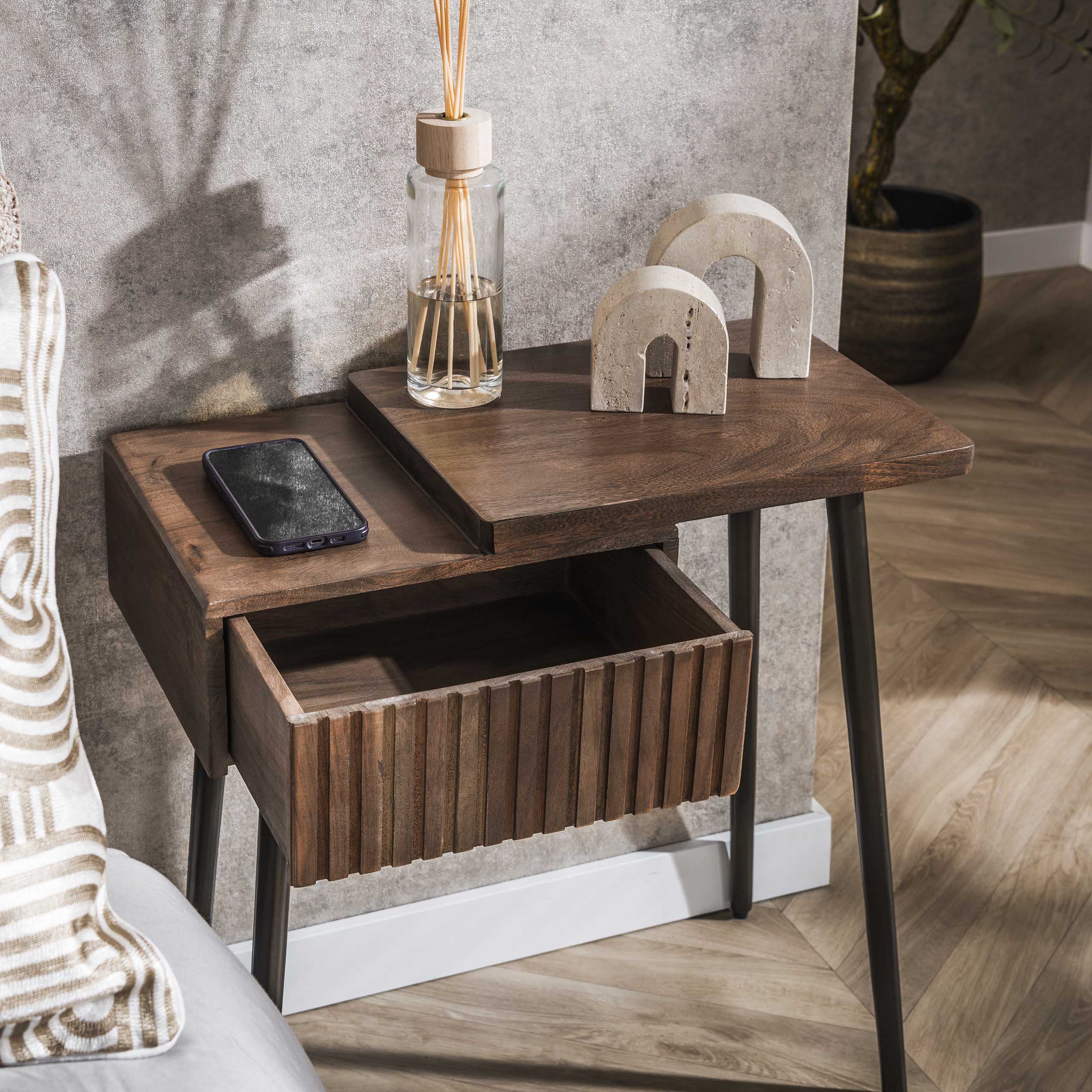 Comodino Carve 1 cassetto destro - Acacia massiccia marrone