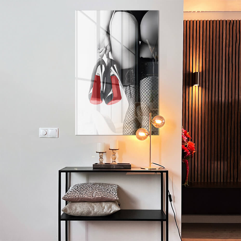 Red Bottoms – Vetro