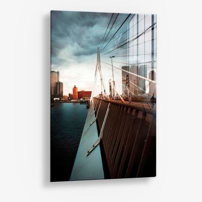 Over the Edge – Vetro