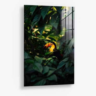 Tucan between the Leaves – Vetro