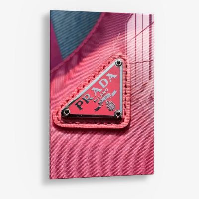Roseate Elegance – Vetro
